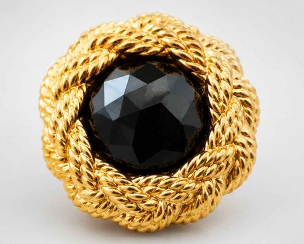 Mid-century rope textured black faceted lucite & gold tone round pin 1.5" go-108